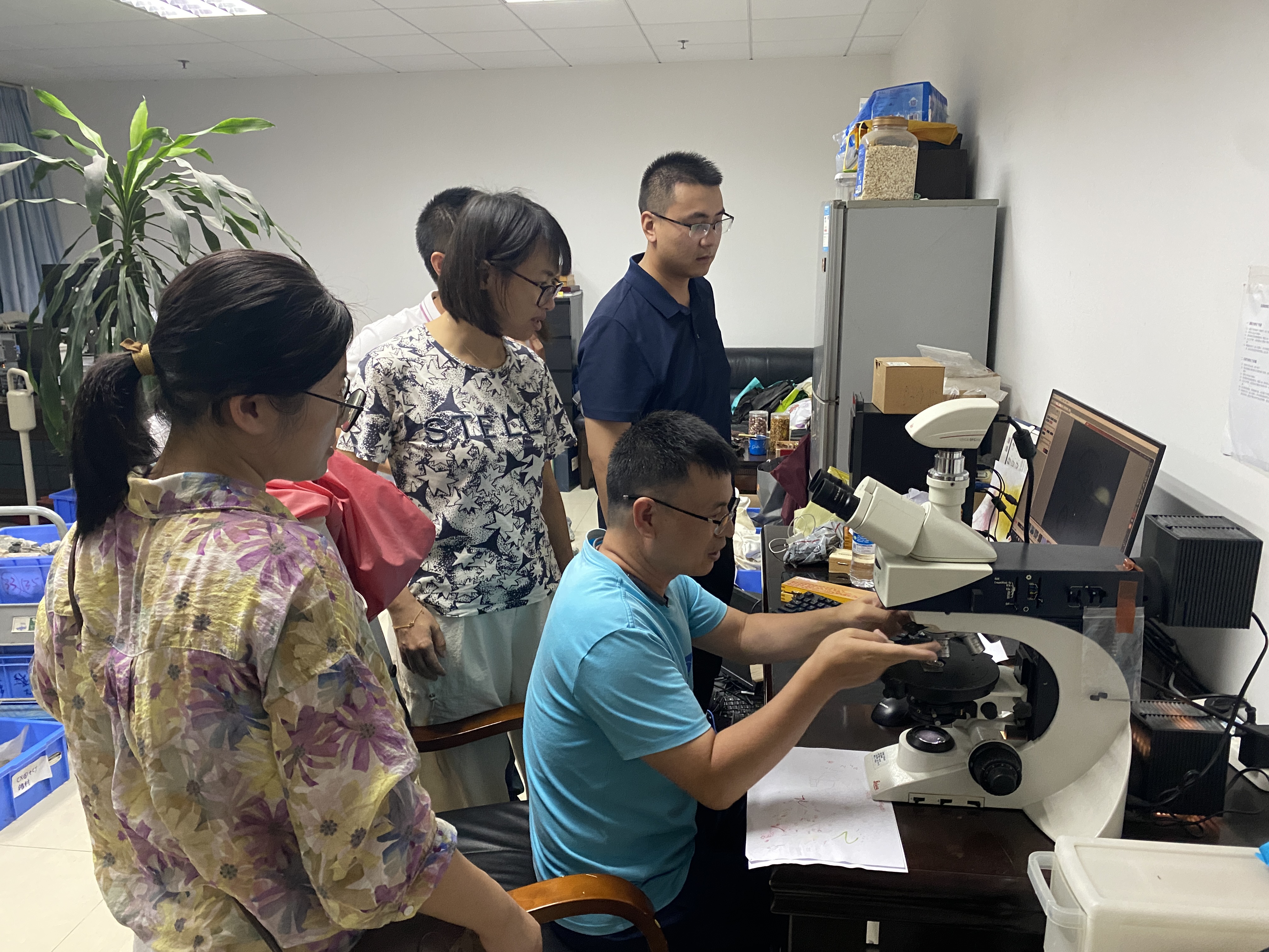 科学院鉴定现场